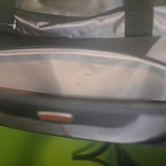 Samsonite Lite Air Travel Duffel Bag – Gray/Black – New Without Tags - Picture 4 of 9